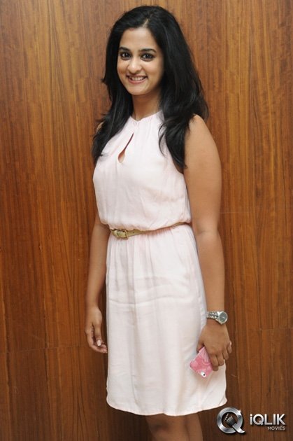Nanditha-at-Lovers-Movie-Platinum-Disc-Function